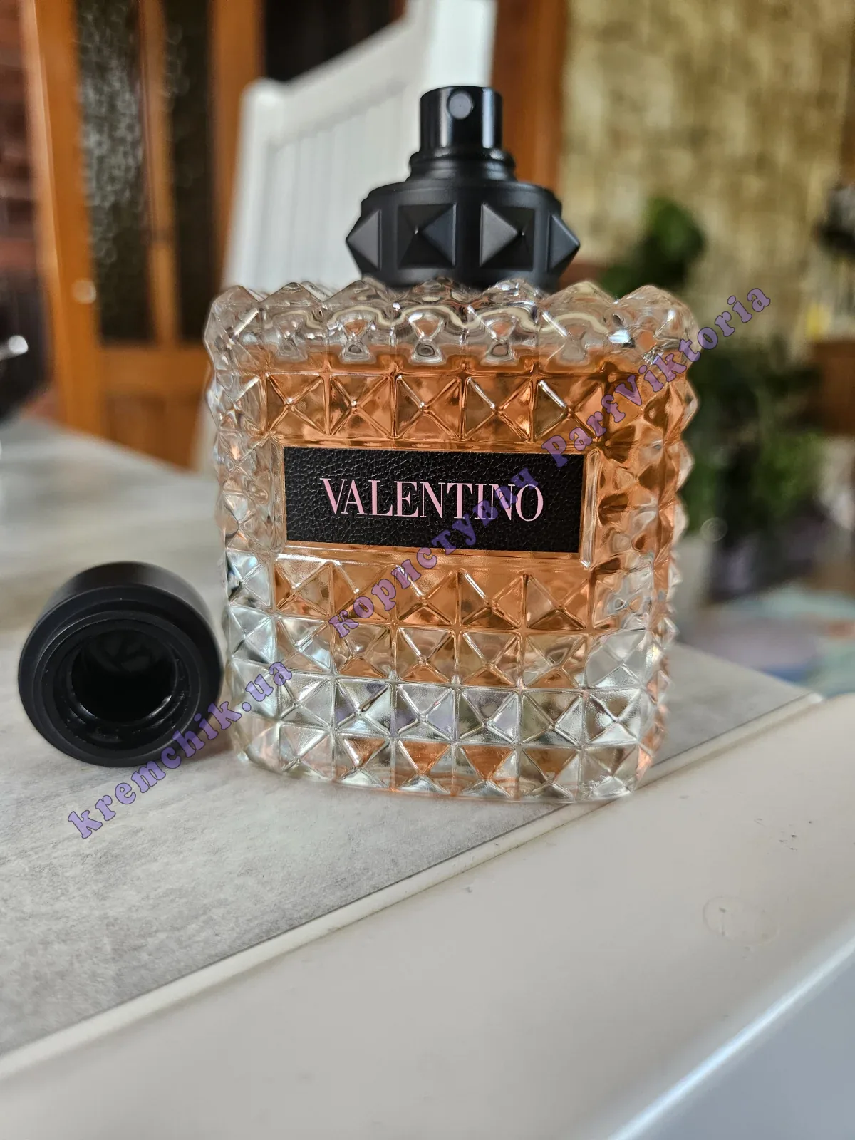 Valentino Donna Born In Roma - купить в Украине, цена, распив
